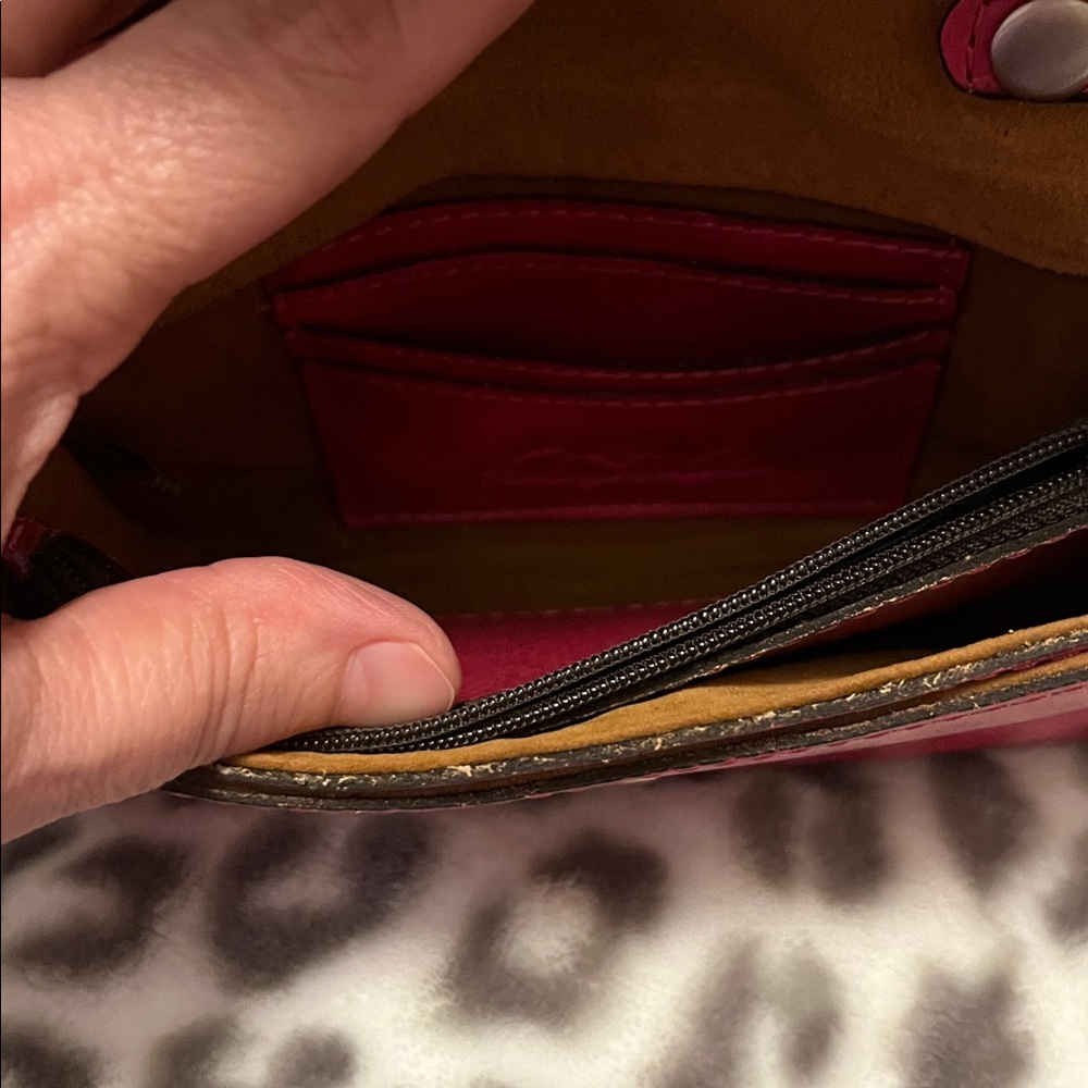 Patricia Nash Red Leather Laser-Cut Crossbody Bag - Picture 3 of 5